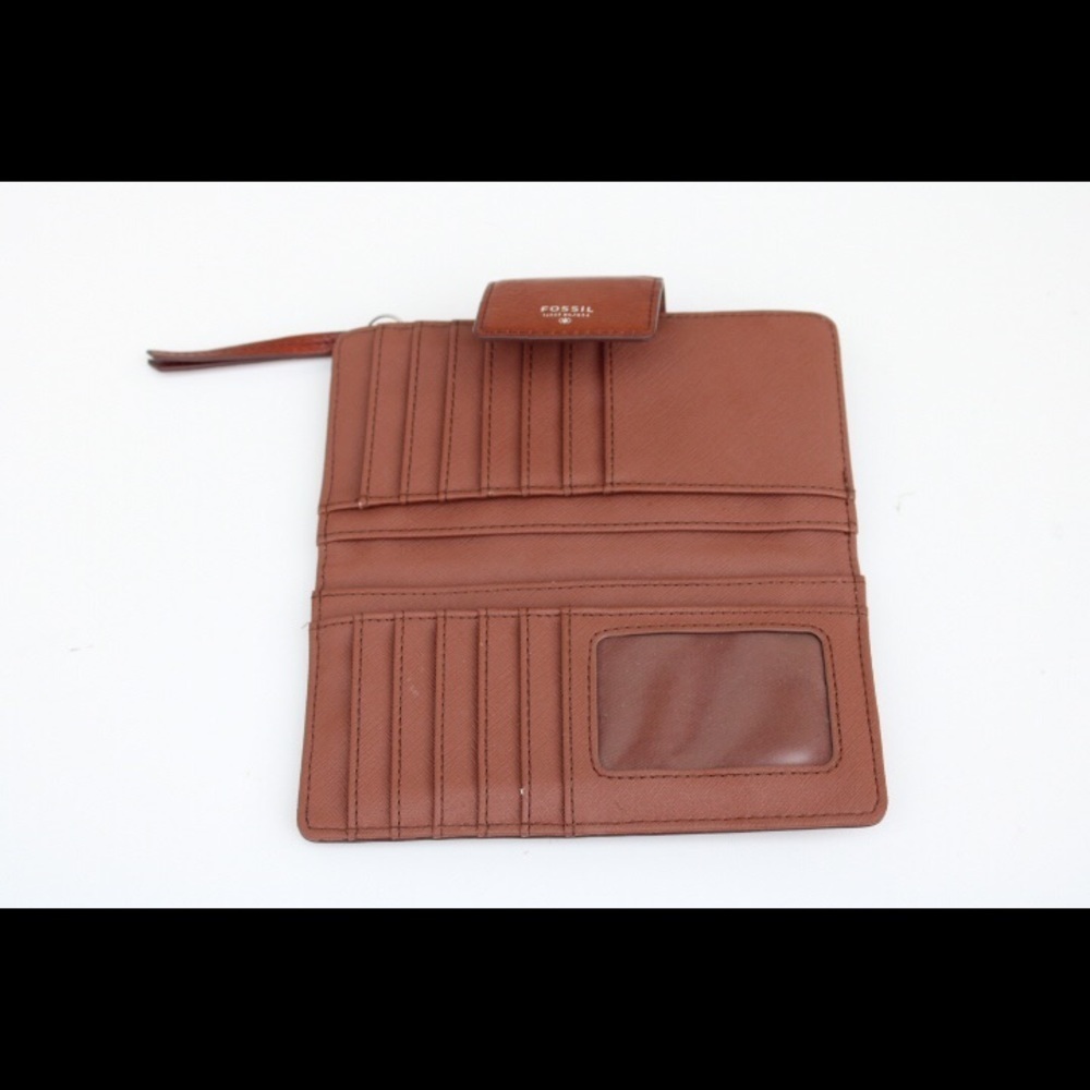 Fossil Bi-Fold Wallet - image 8